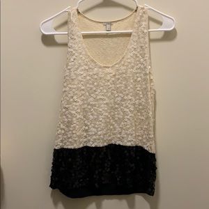 Host pick! Sequined color-block top✨✨✨